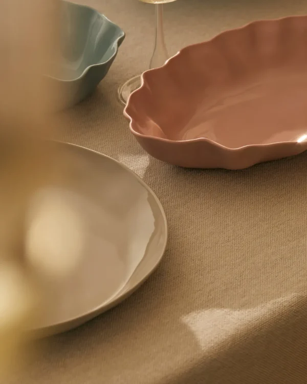 Marmoset Found Serving Platters & Trays | Ceramics | Ruffle Rectangle Platter Snow White (M)